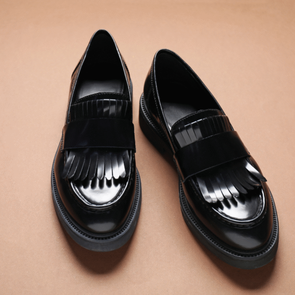 حذاء نسائي أنيق ومريح للاستخدام اليومي