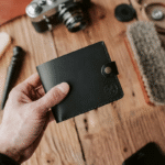 ⁦محفظة رجالية⁩ - الصورة ⁦2⁩